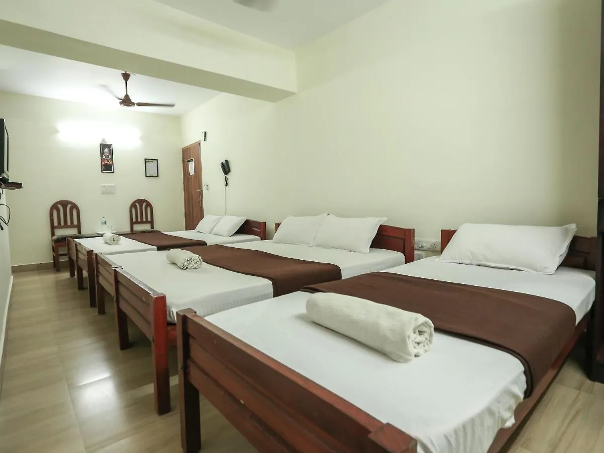 Hare Krishna inn Guruvāyūr Hotell