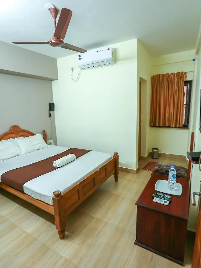 Hare Krishna inn Guruvāyūr 2*,